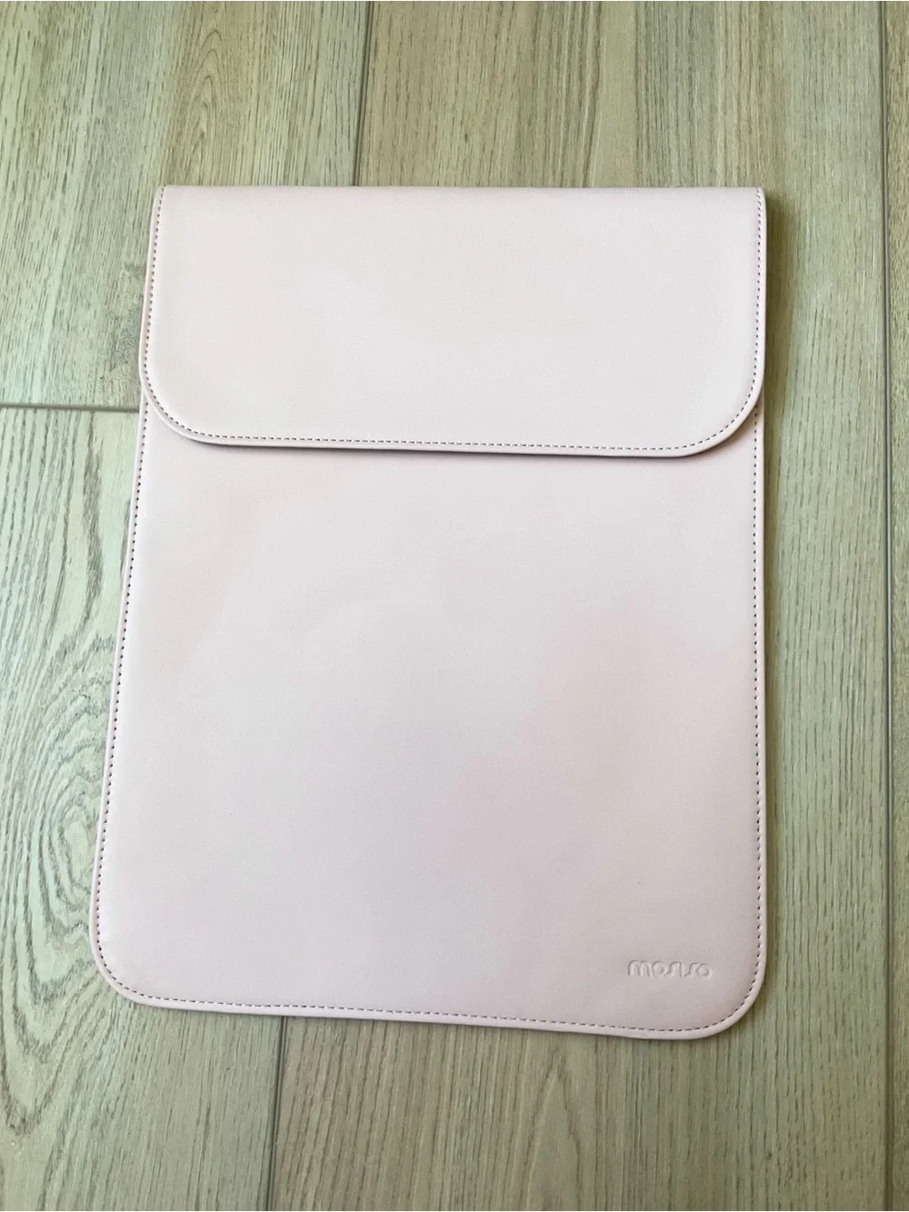 Mosiso 13” Pale Pink Faux Leather Magnetic Close Laptop Sleeve Soft Girl